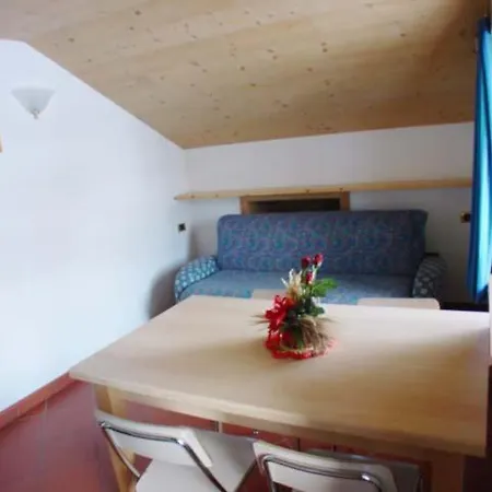 Apartamento Chestel *